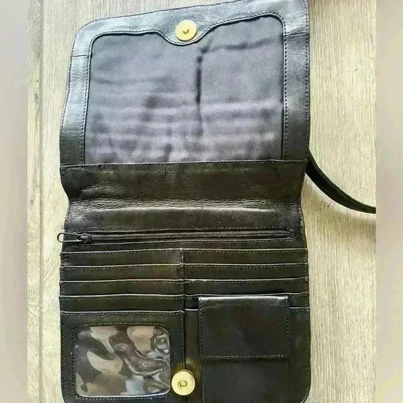 Talbots Black Leather Shoulder/Crossbody Compact Purse with Organizers - Picture 3 of 7